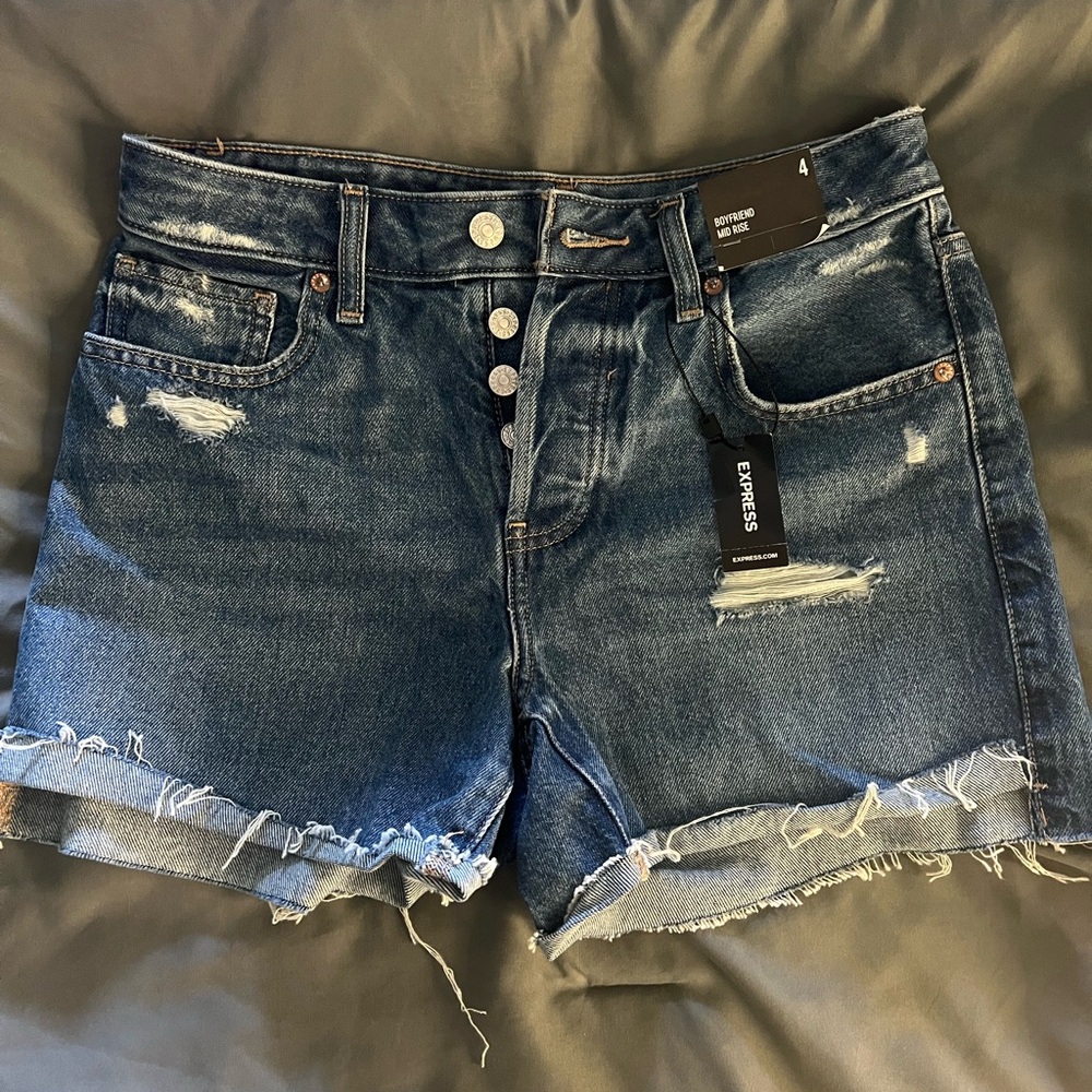 Express shorts
